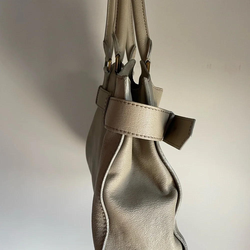 BURBERRY
Grey Buffalo Leather Lambeth Bag - Picture 5 of 8